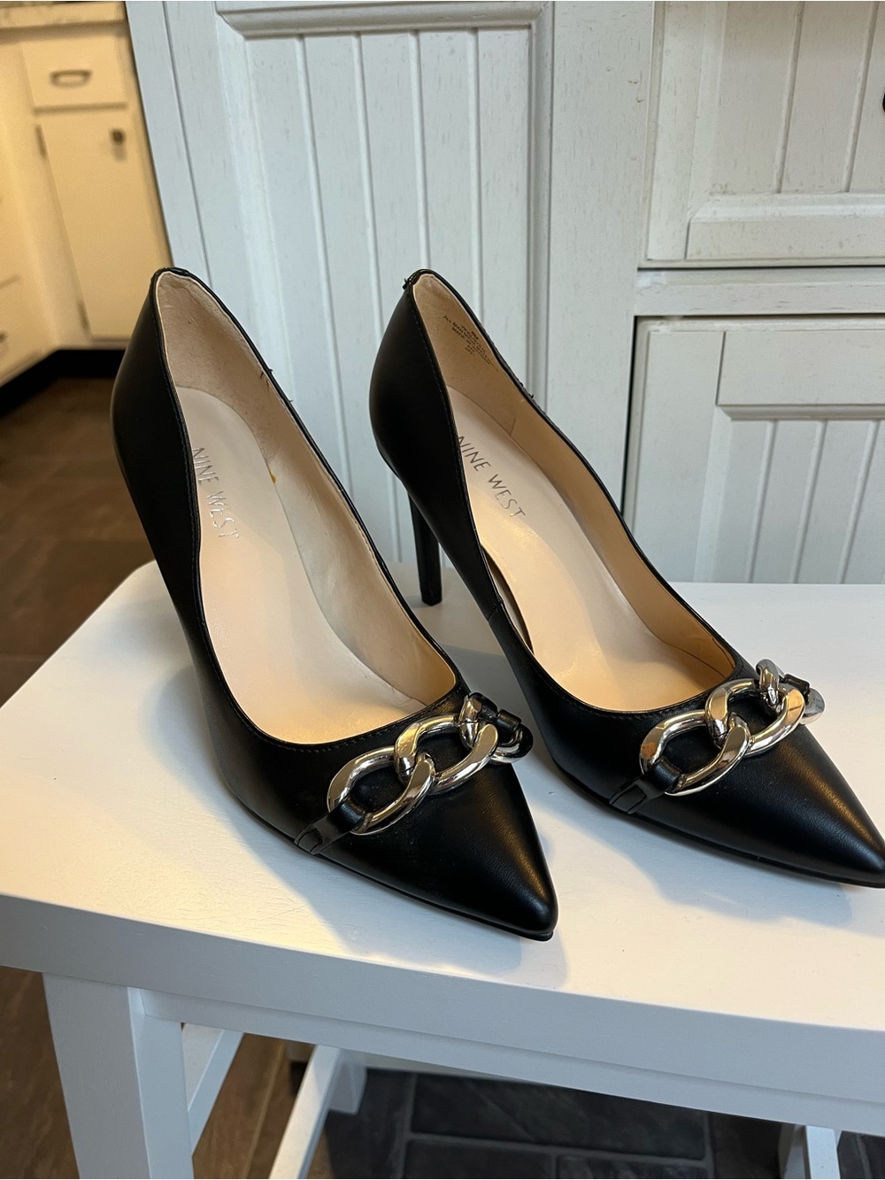 Nine West Black Pointed-Toe Pumps with Silver Chain Accent